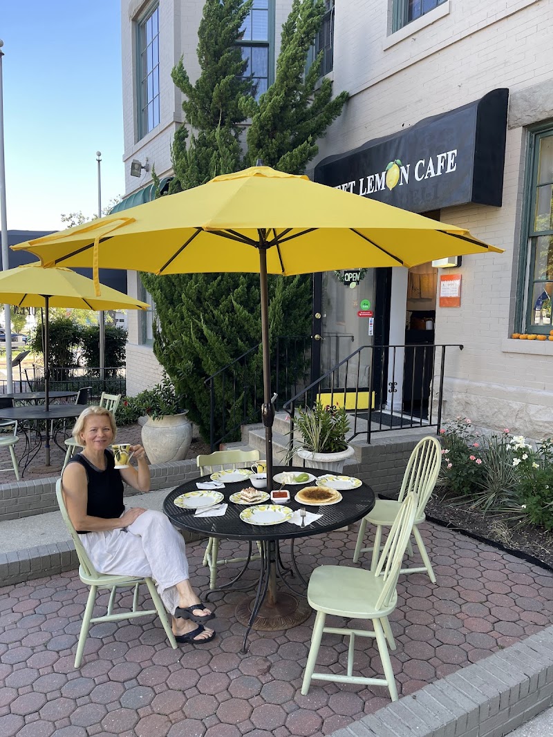 Sweet Lemon Cafe