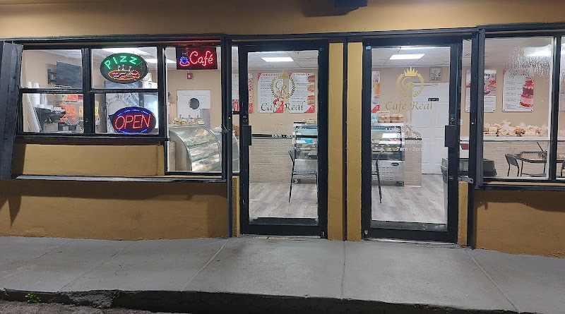 Café Real Bakery