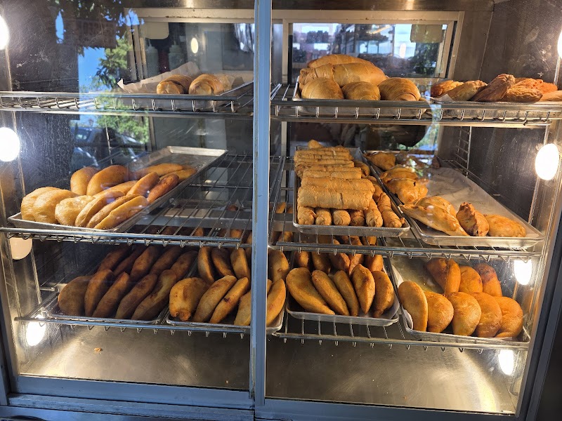 Moises Bakery Hallandale Beach