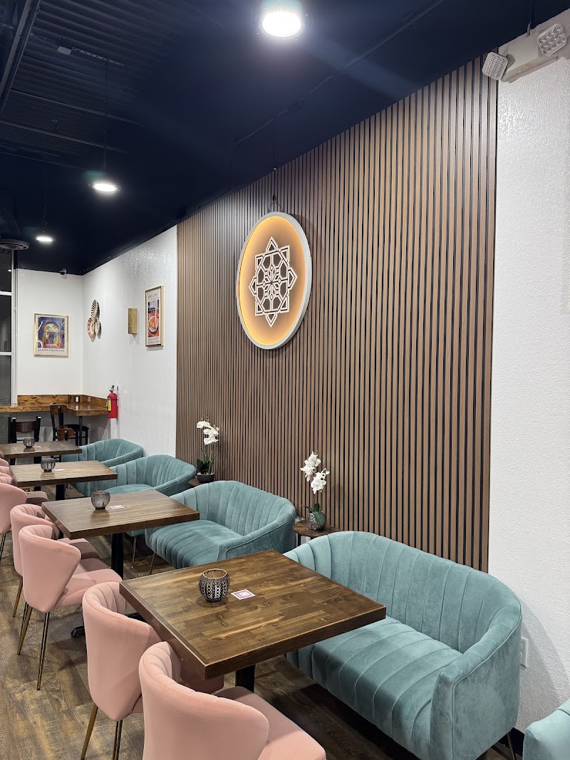 Merveilleuse Crepe And Coffeeshop