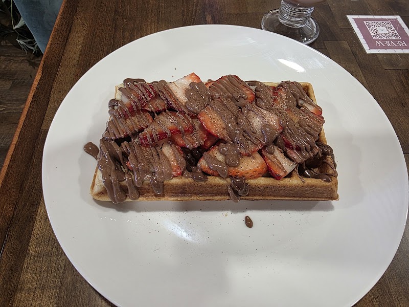 Merveilleuse Crepe And Coffeeshop