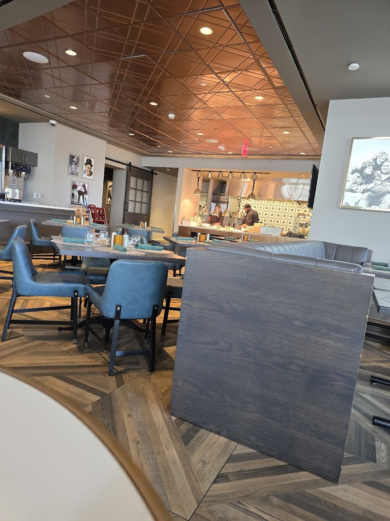 Arbuckle’s Bar & Grill