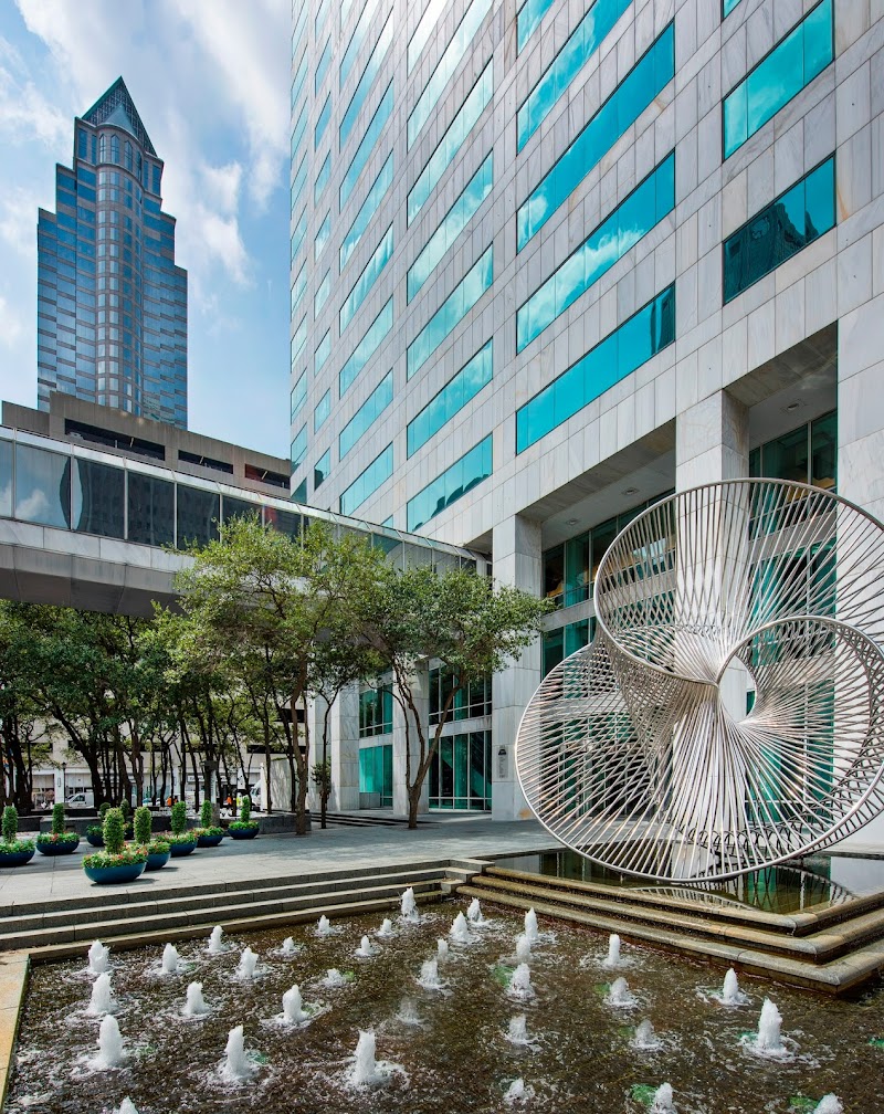 Caffé Fresco & Marketplace