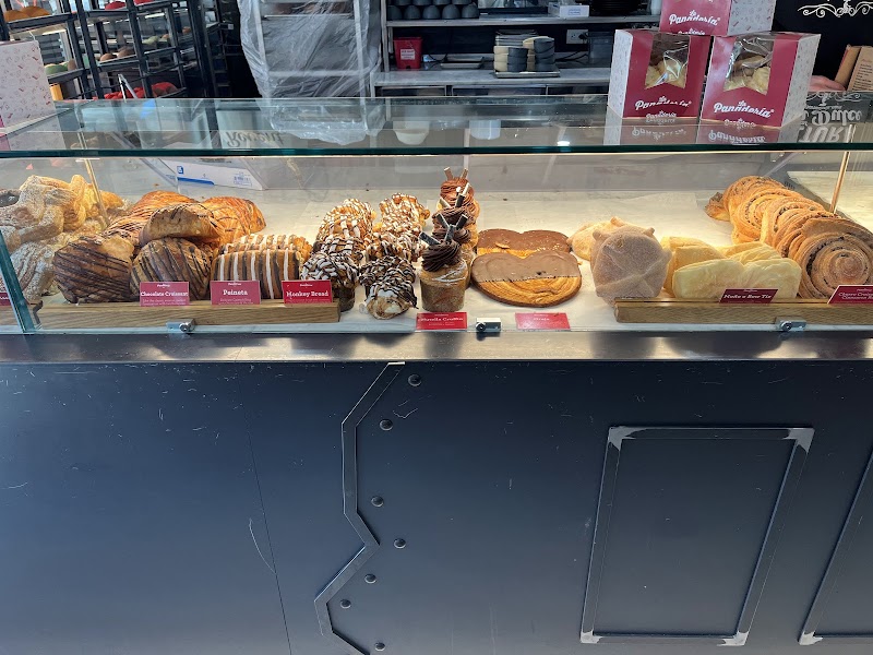 La Panadería Bakery Café
