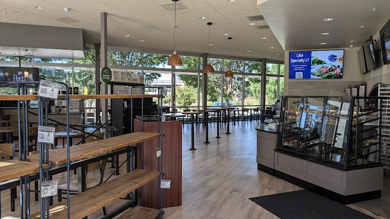 Specialty's Café & Bakery