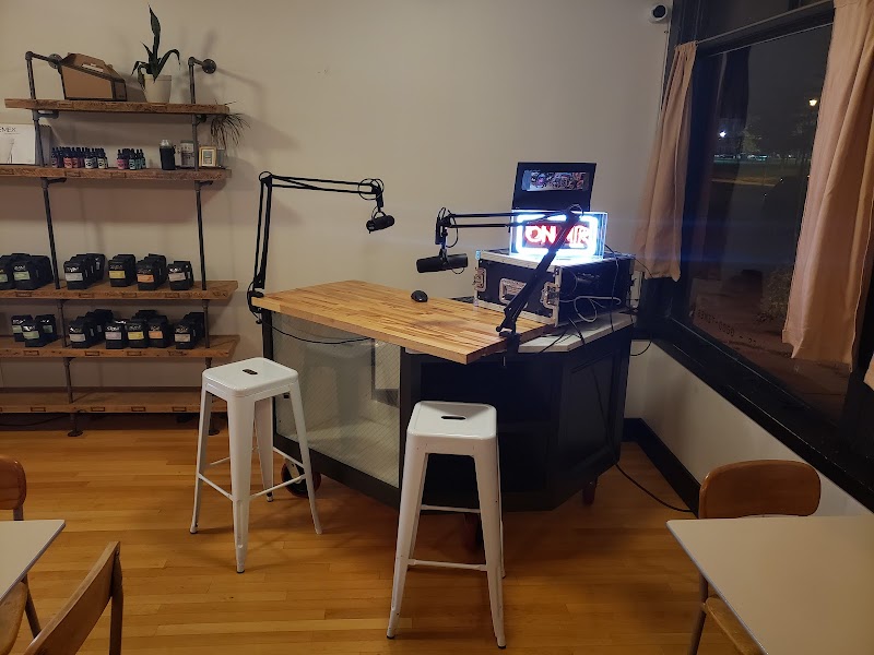 Five Watt Coffee, Lyndale