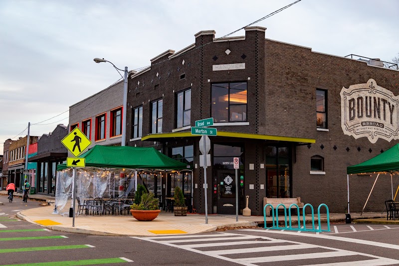 Broad Avenue Arts District