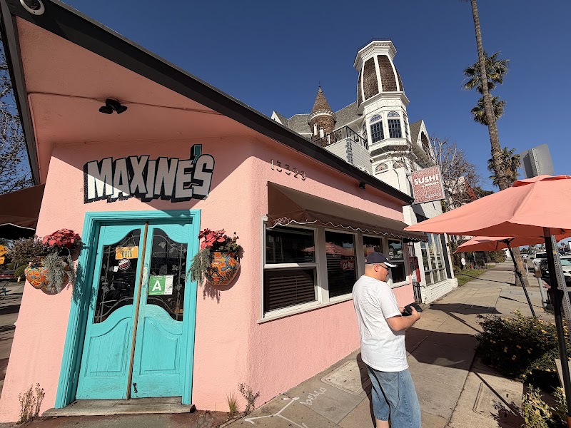 Maxine's Cafe