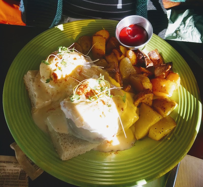 Mount Bakery Cafe Downtown