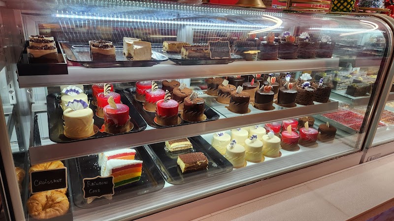 Pink Flamingo Cafe/Bakery/Ice cream