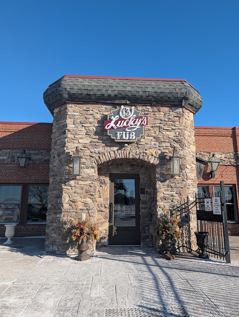 Lucky's 13 Pub