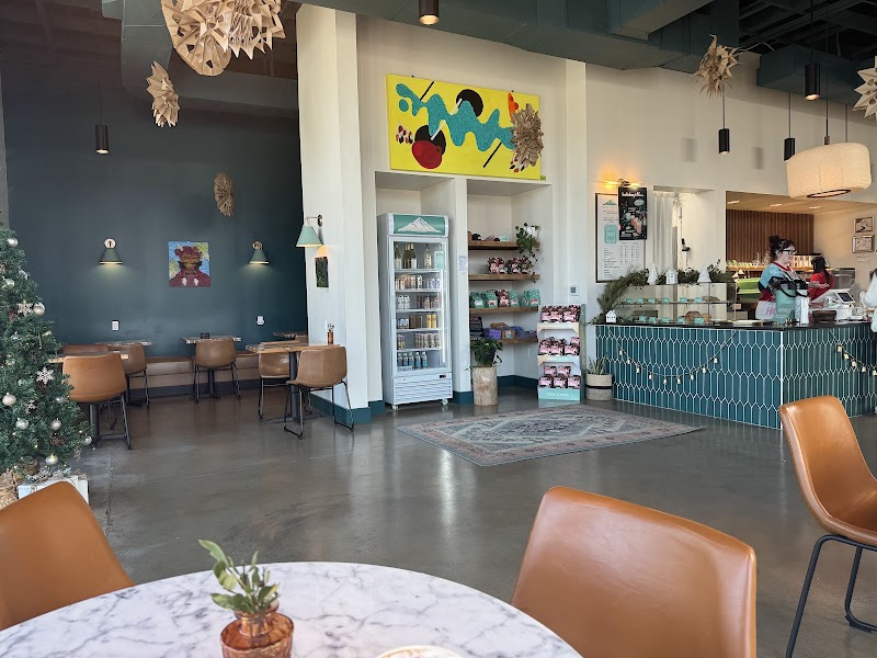 Summit Coffee Highland Creek