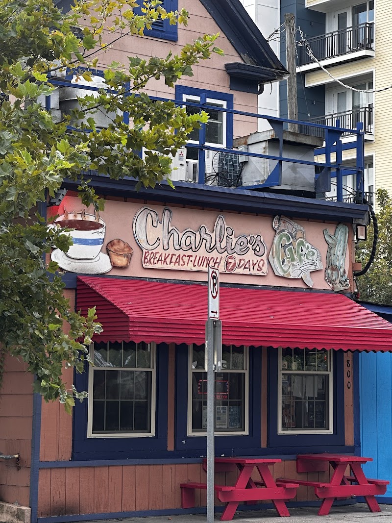 Charlie's cafe