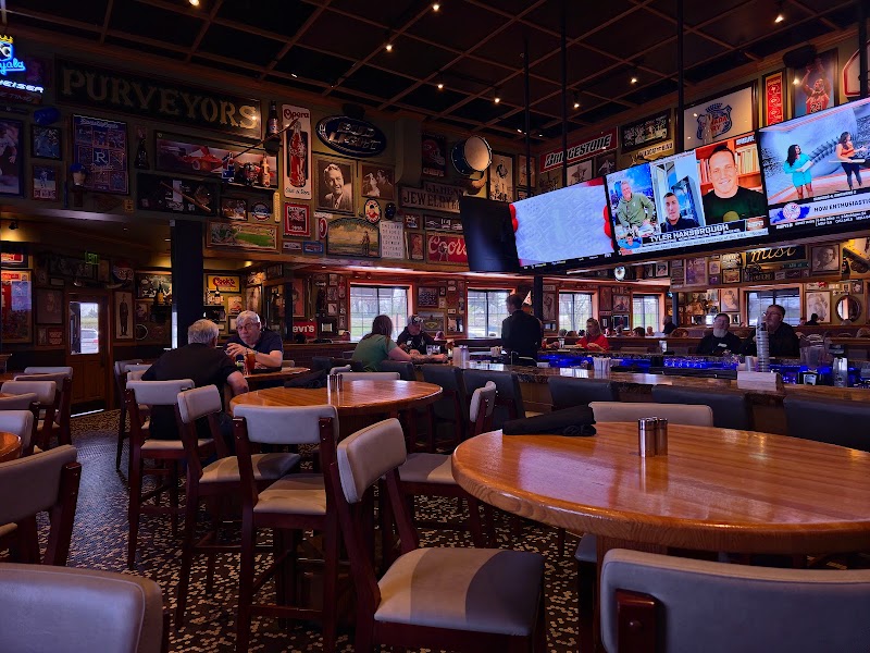 54th Street Scratch Grill & Bar