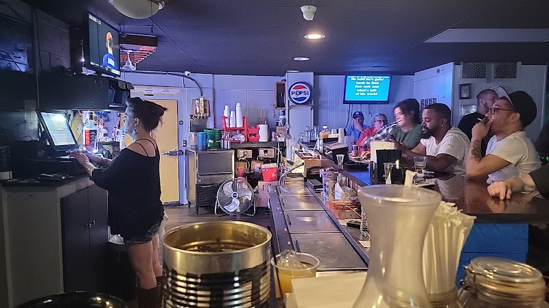 The Fillin' Station Sports bar & Grill