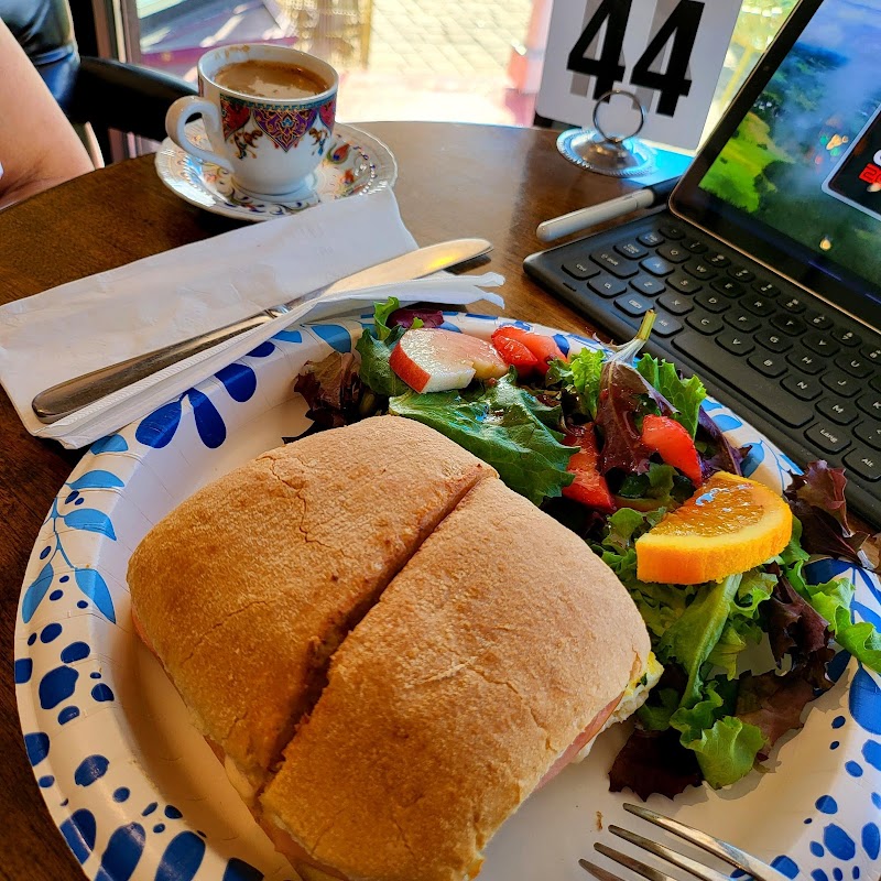 Cafe De Arts Roasters