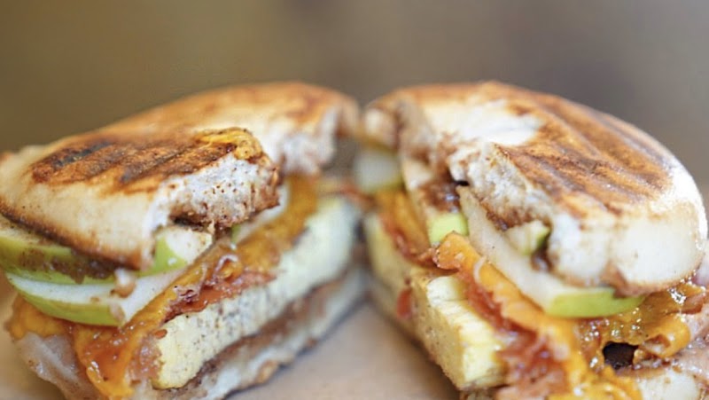 Undergrounds Coffee House and Roastery