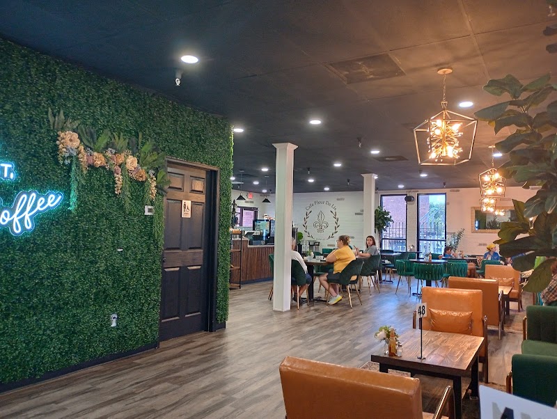 Cafe Fleur De Lis