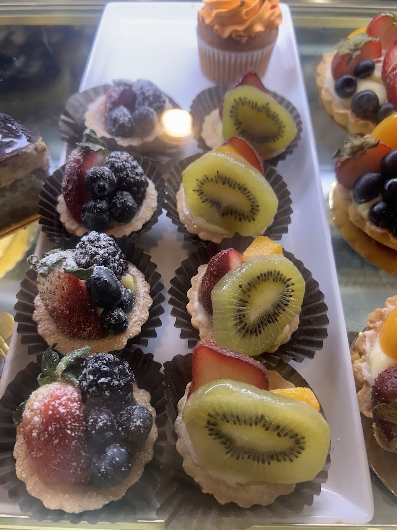 Las Chicas Bakery & Cafe