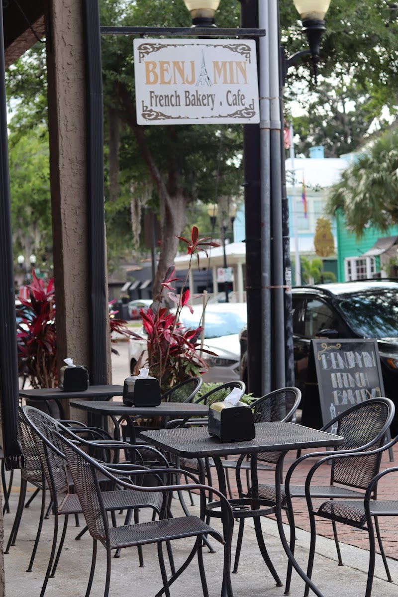 Benjamin French Bakery & Cafe