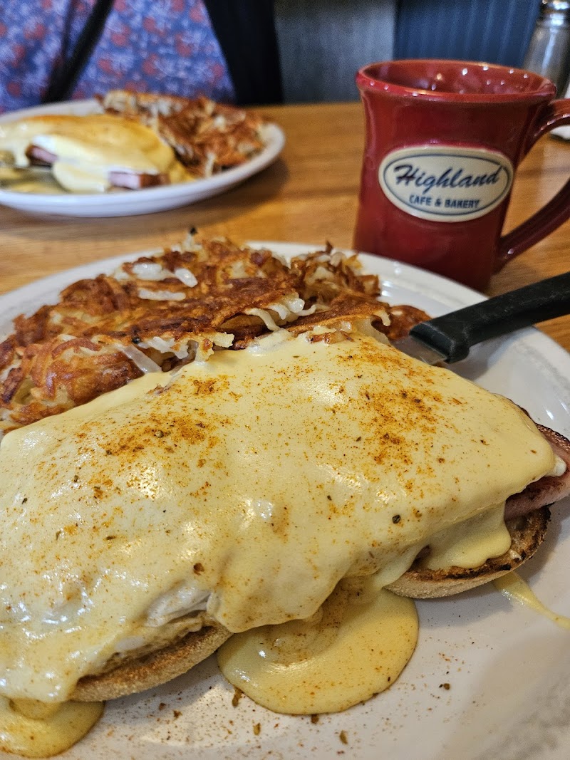 Highland Cafe & Bakery