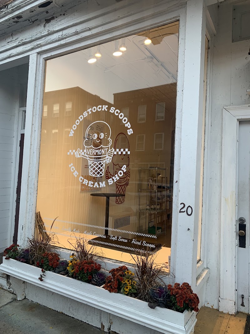Woodstock Scoops