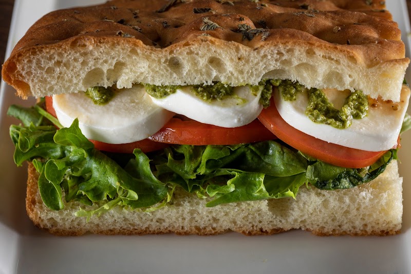 Oaklandia Cafe x Bakery