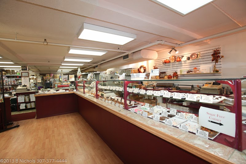 Donells Candies & Ice Cream