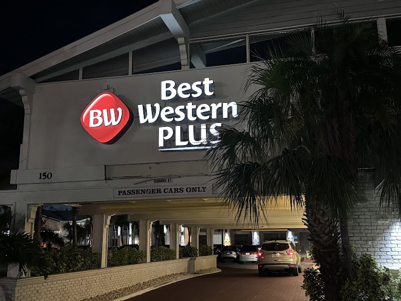 Cork & Beans Coffee House & Wine Lounge