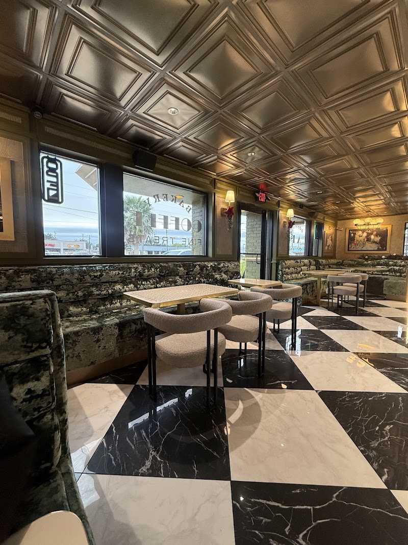 Uncommonly Rossina Cafe