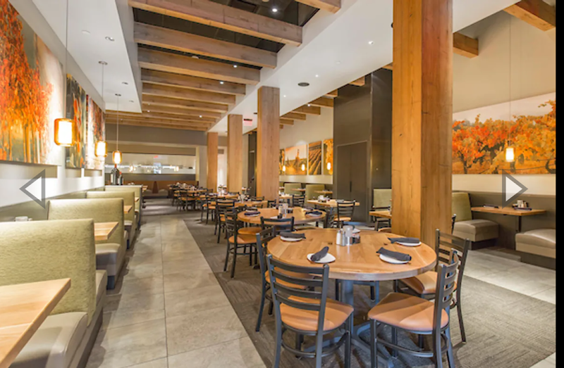 Cooper’s Hawk Winery & Restaurant