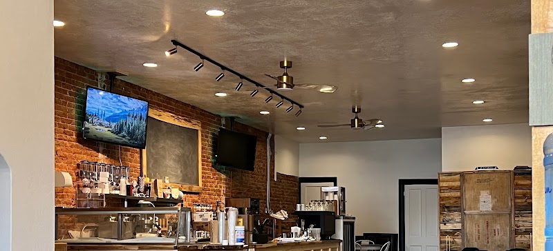 Drizzle Sips + Scoops