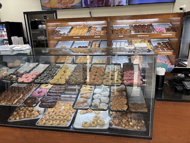 Joe's Cafe & Donuts & King Cakes