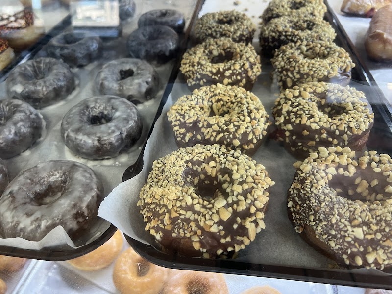 Joe's Cafe & Donuts & King Cakes