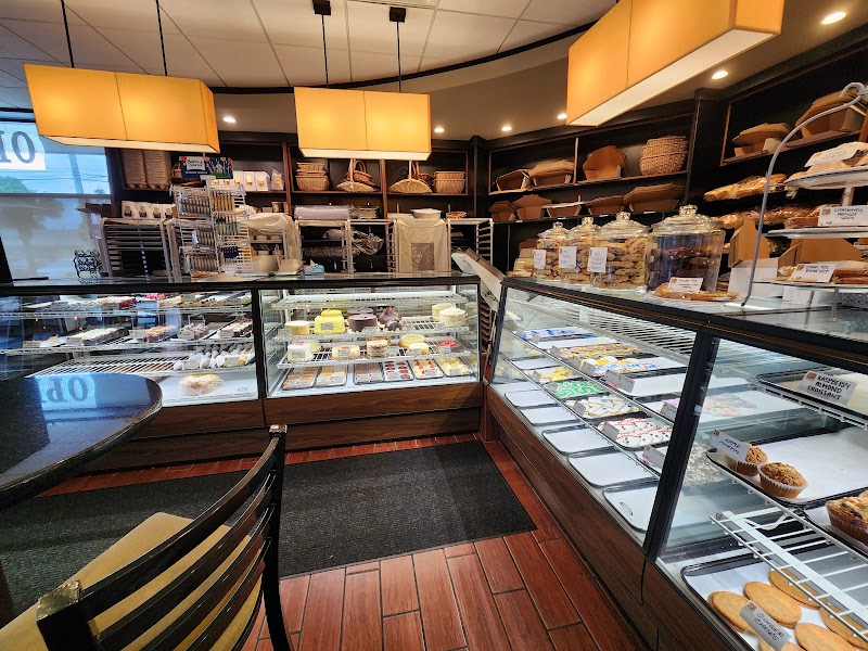 Ellen's Bakery & Cafe