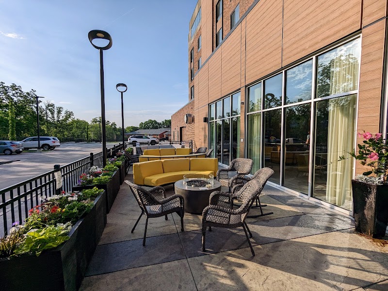 Bistro Restaurant & Bar