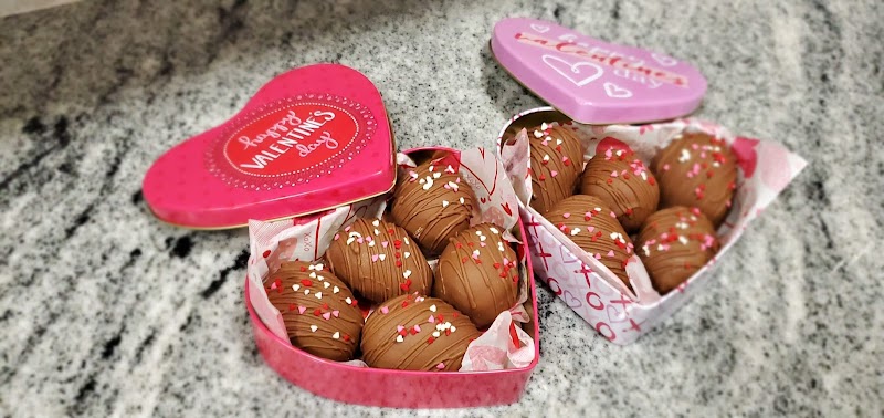 Karamelado Cakes & Pastries, LLC