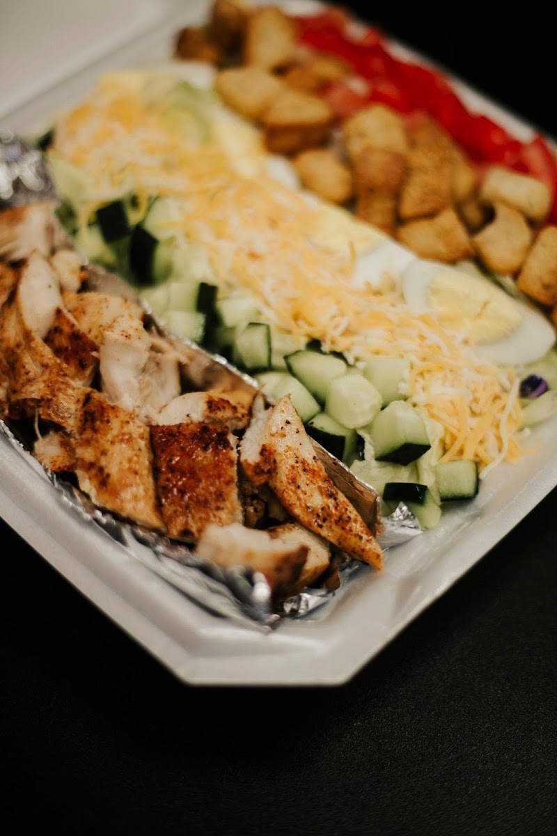 North Heights Discount & Café