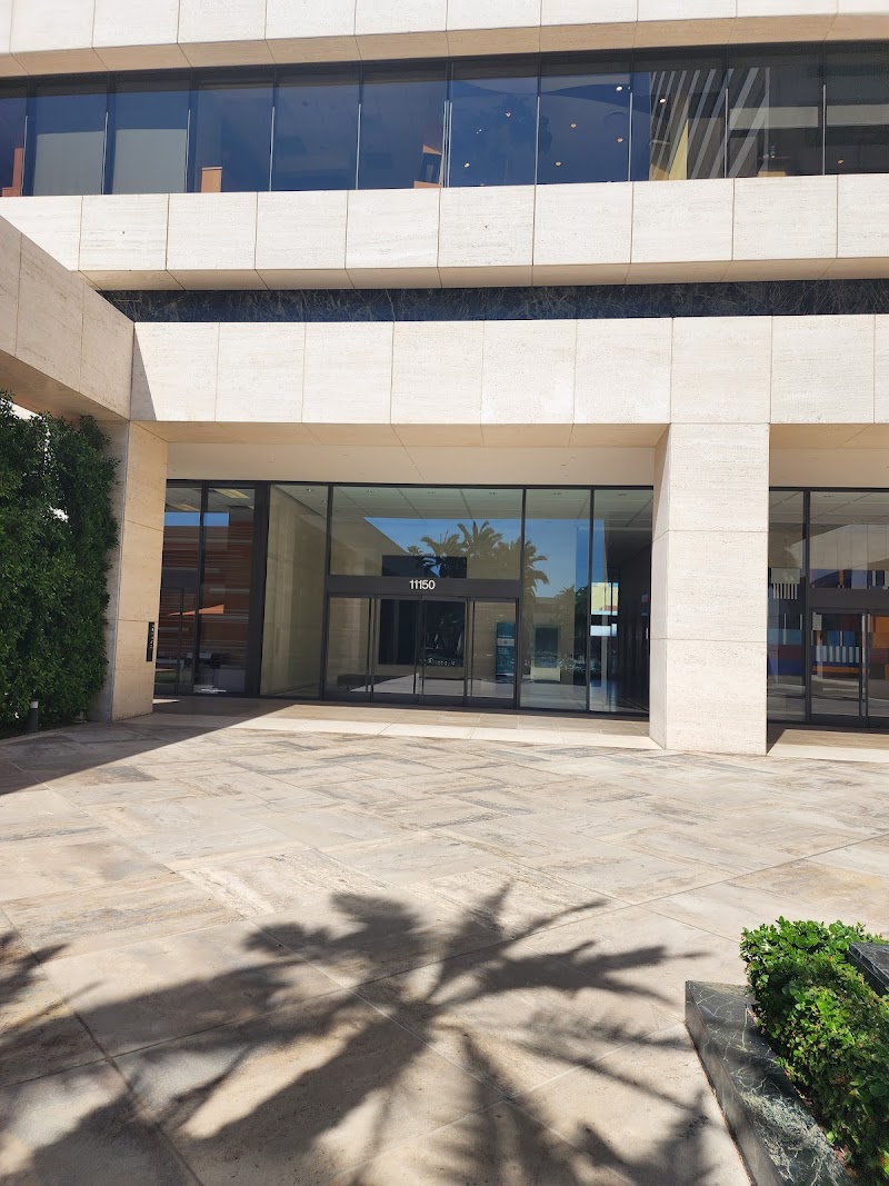 Market Cafe at Westwood Gateway