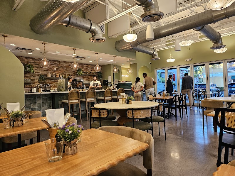 Café Bastille Weston