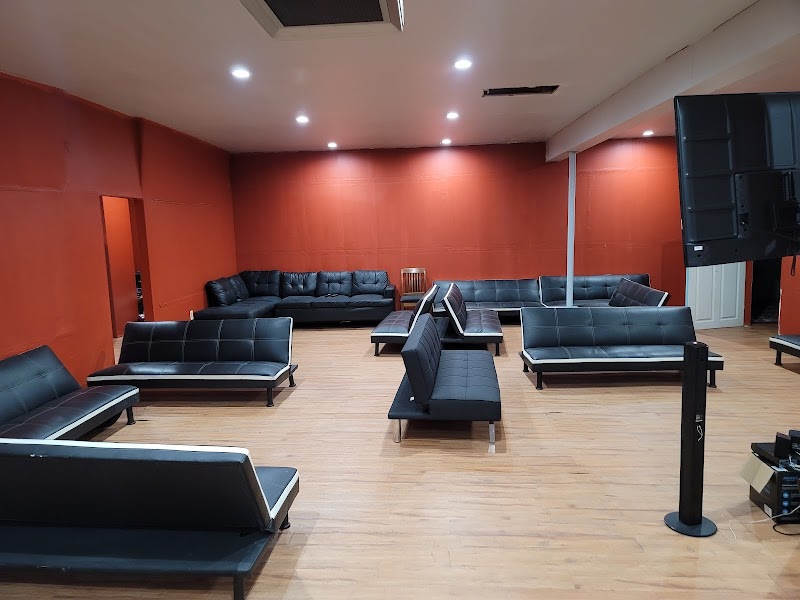 COFFEE HOUSE & LOUNGE