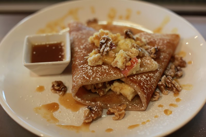 Frodo Joe's Petit Cafe