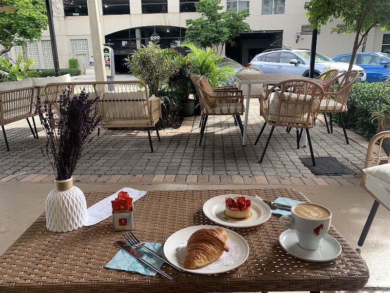 Tartelette French Patisserie & Café