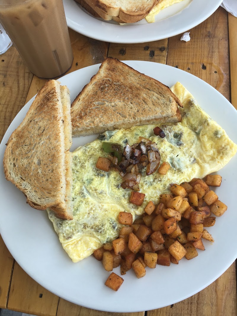 DJ’s Delights Deli & Catering