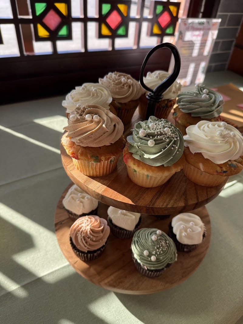 Mia's Bakery & Coffee Shop