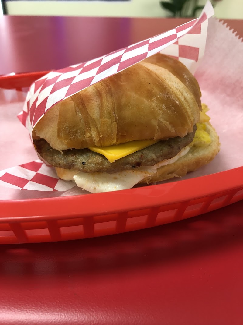 Sina's Donuts & Eatery