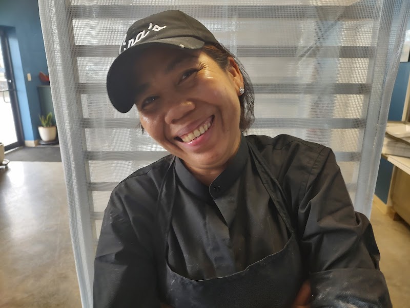 Sina's Donuts & Eatery