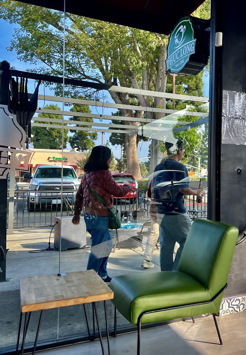 Phuc Long Tea & Coffee USA - Fountain Valley branch