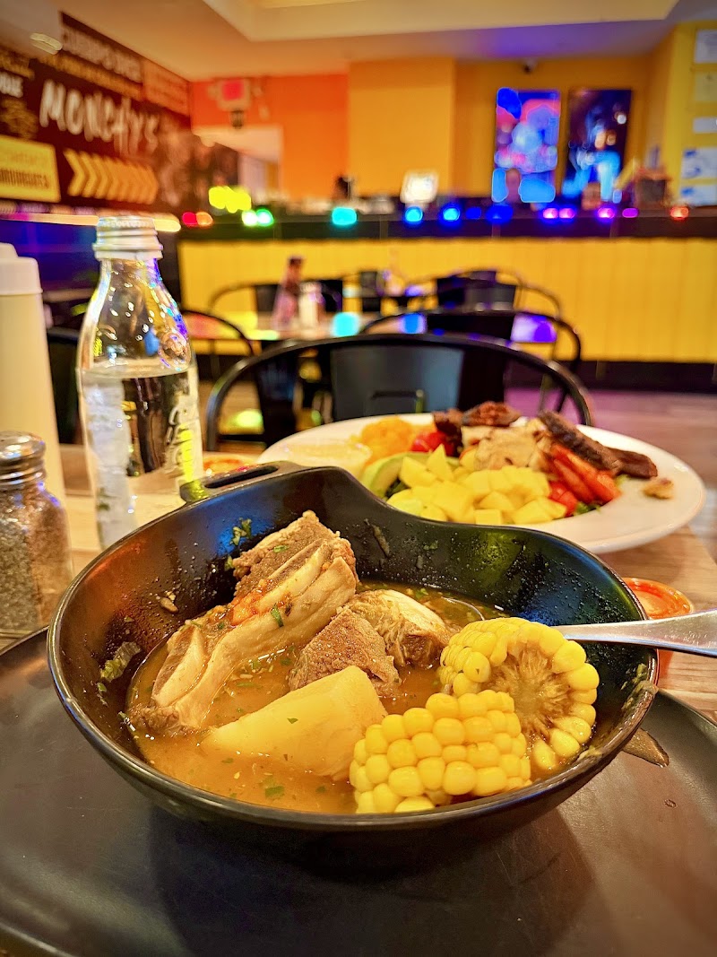 Monchy's FastFood (Elizabeth)