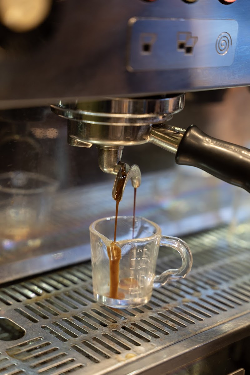 District Coffee - Drive Thru